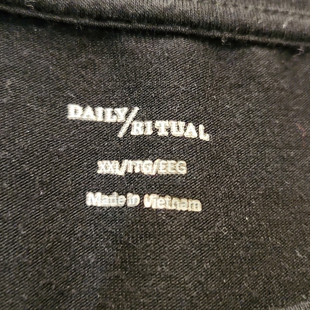 Daily Ritual Sleeveless Scoop Neck Top - Picture 4 of 5